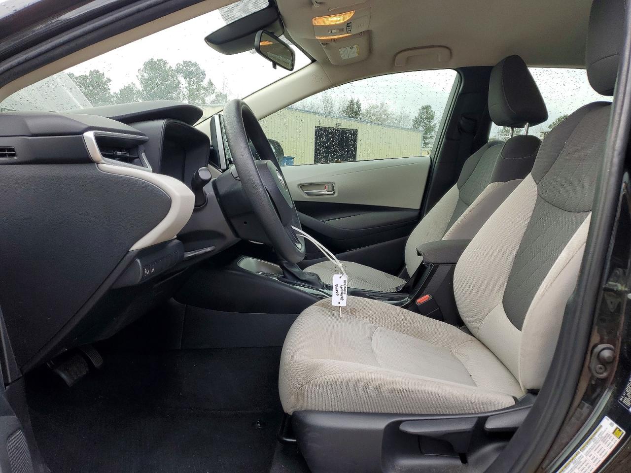 2021 TOYOTA COROLLA LE photo 7