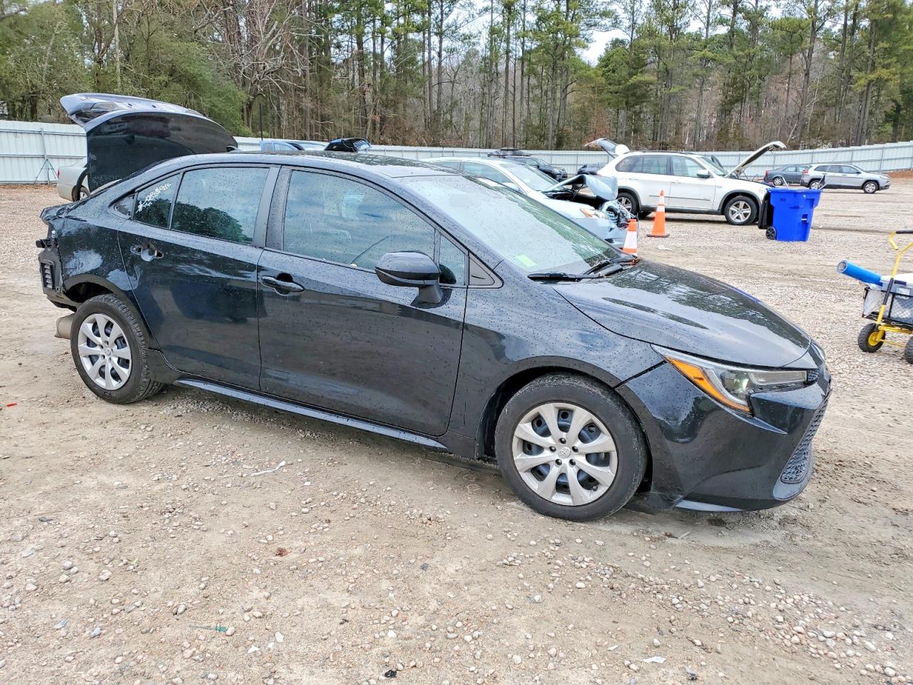 2021 TOYOTA COROLLA LE photo 4