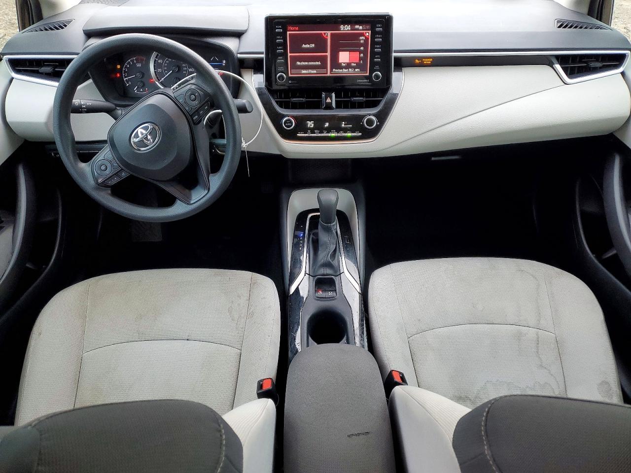 2021 TOYOTA COROLLA LE photo 8