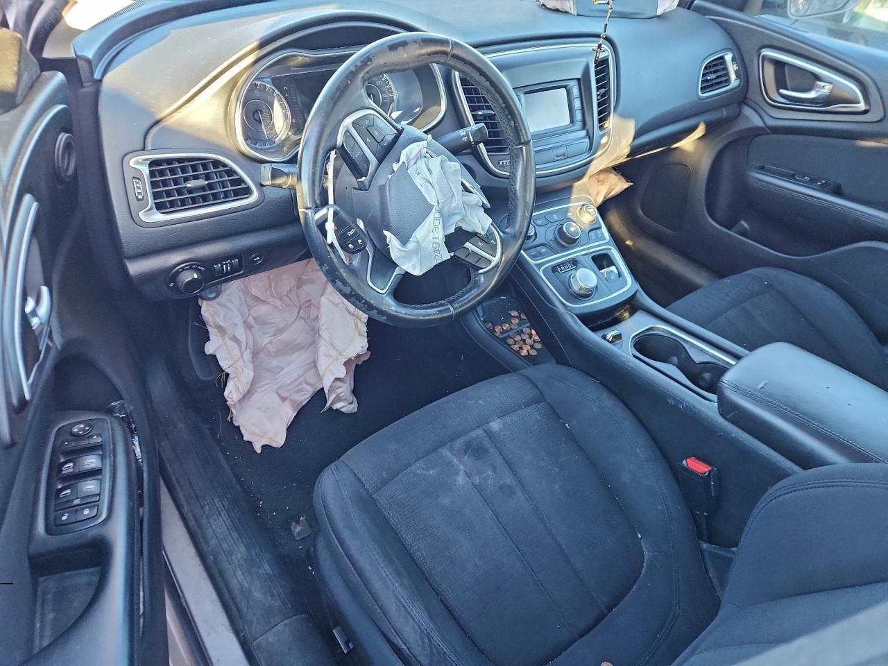 2016 CHRYSLER 200 LIMITED photo 8