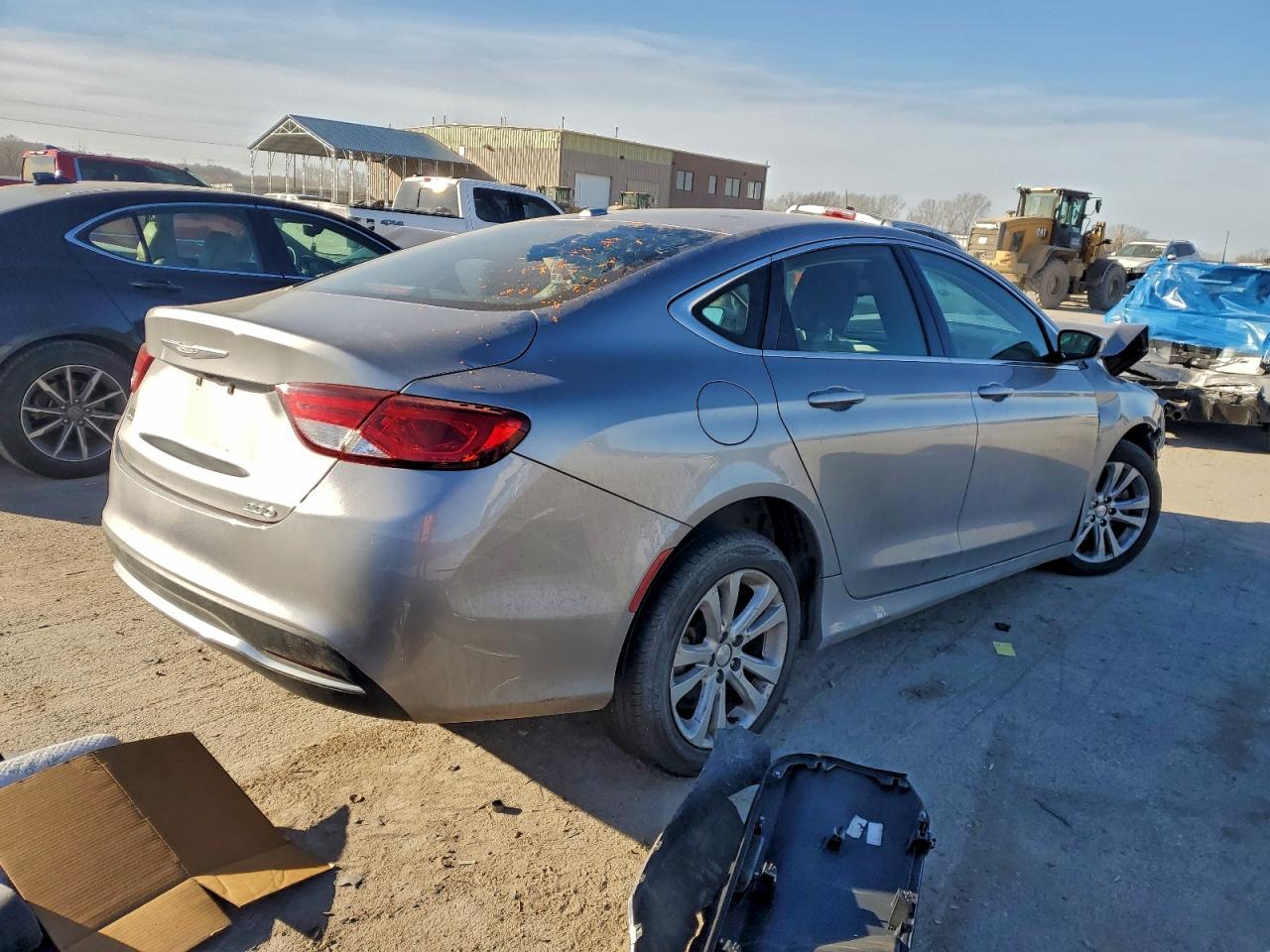2016 CHRYSLER 200 LIMITED photo 3
