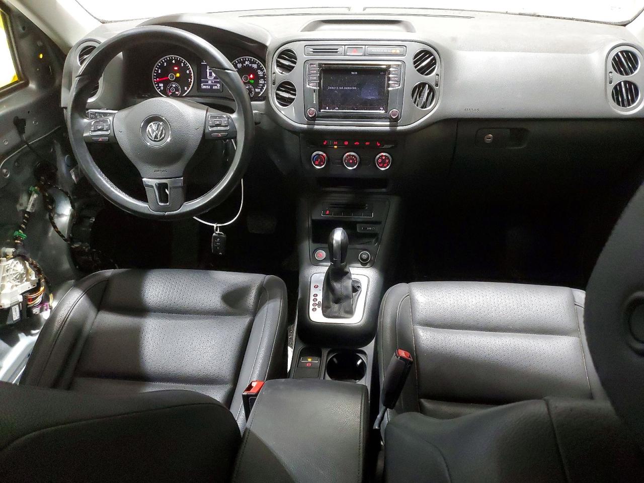 2017 VOLKSWAGEN TIGUAN S photo 8