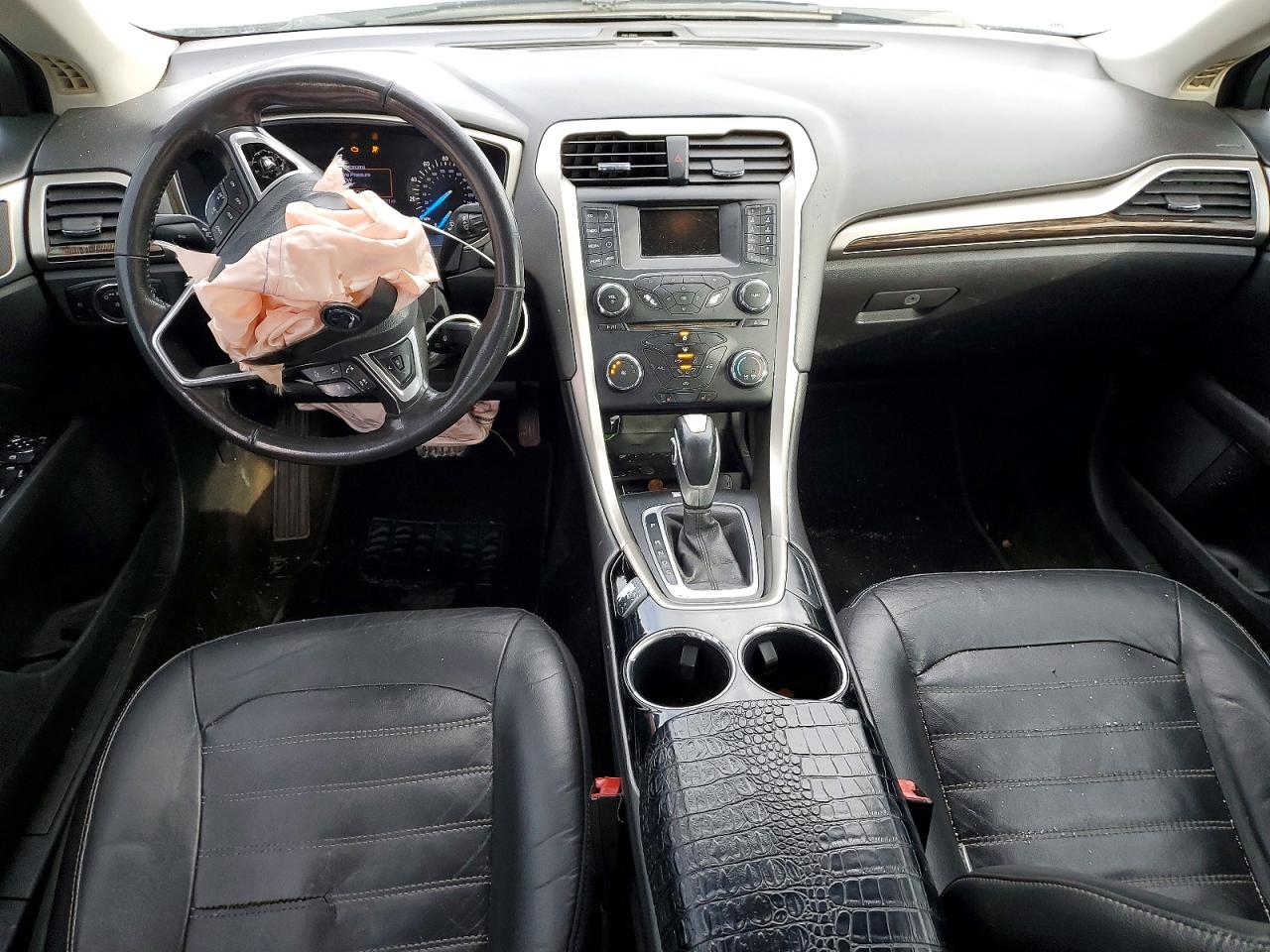 2013 FORD FUSION SE photo 8