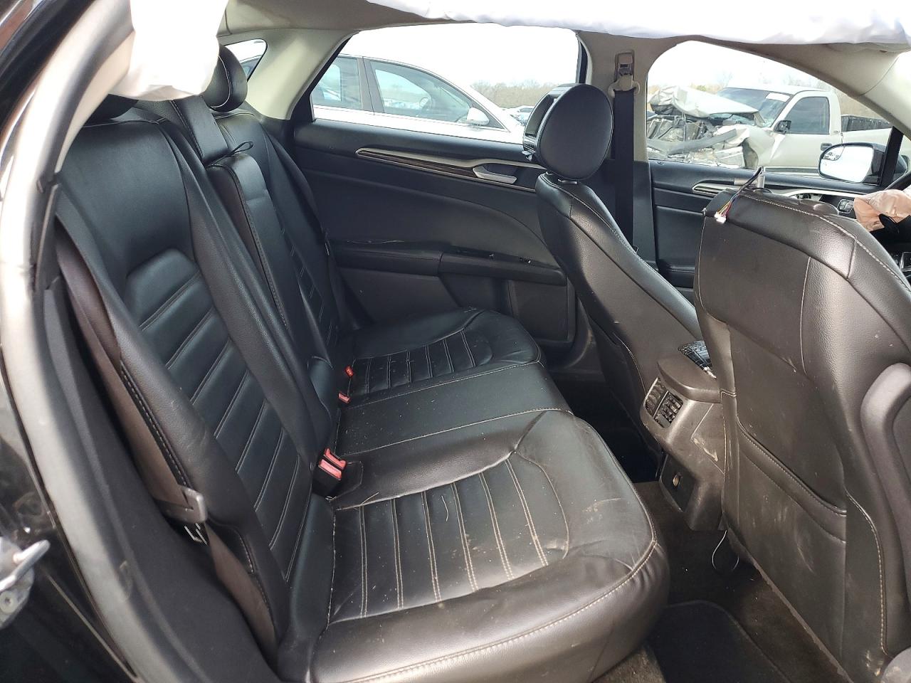 2013 FORD FUSION SE photo 10