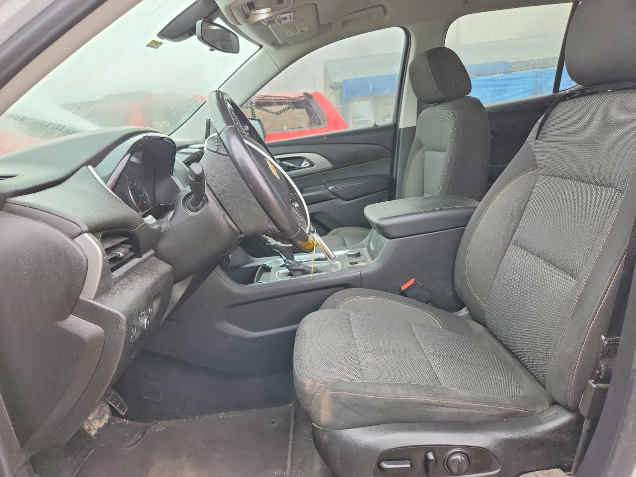 2020 CHEVROLET TRAVERSE LT photo 7