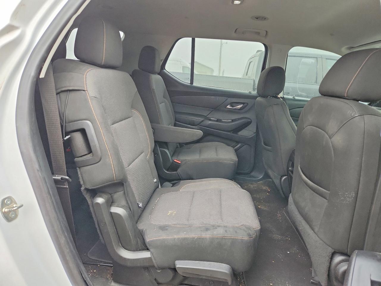 2020 CHEVROLET TRAVERSE LT photo 11