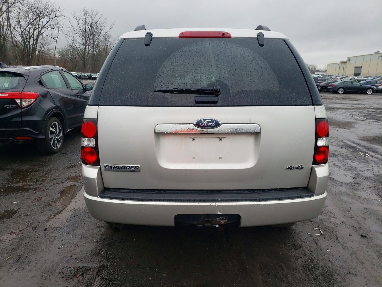 2008 FORD EXPLORER XLT photo 6