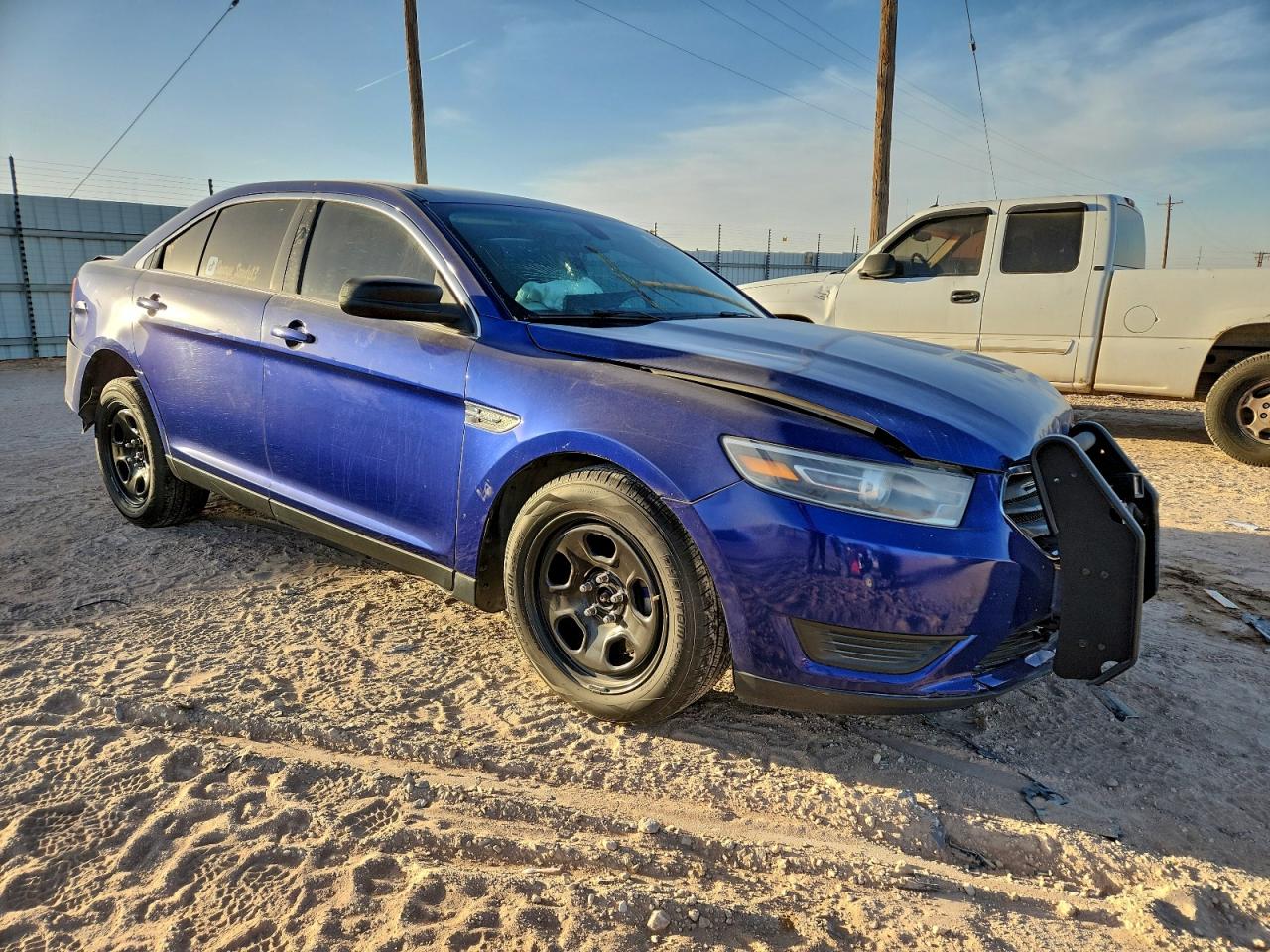 2015 FORD TAURUS SE photo 4