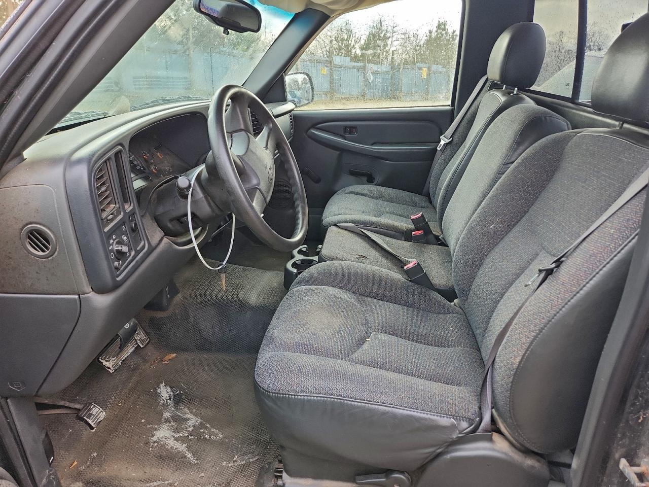 2005 CHEVROLET SILVERADO C1500 photo 7