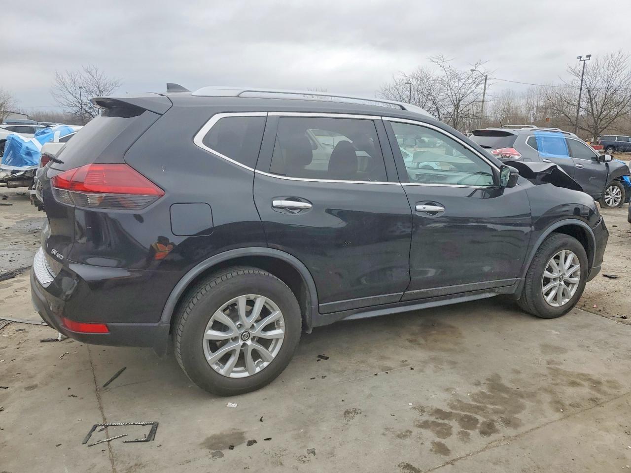 2018 NISSAN ROGUE S photo 3