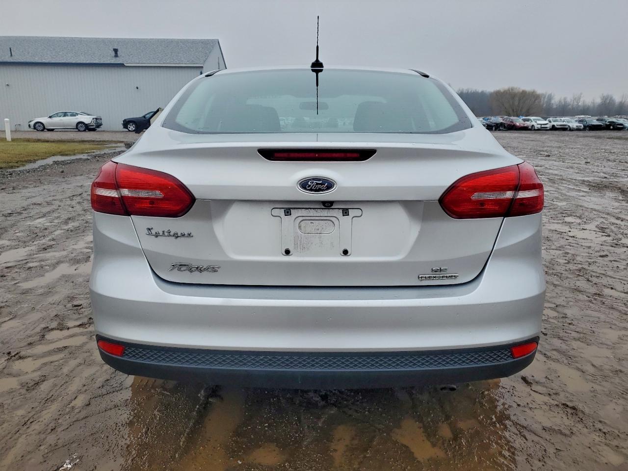 2015 FORD FOCUS SE photo 6