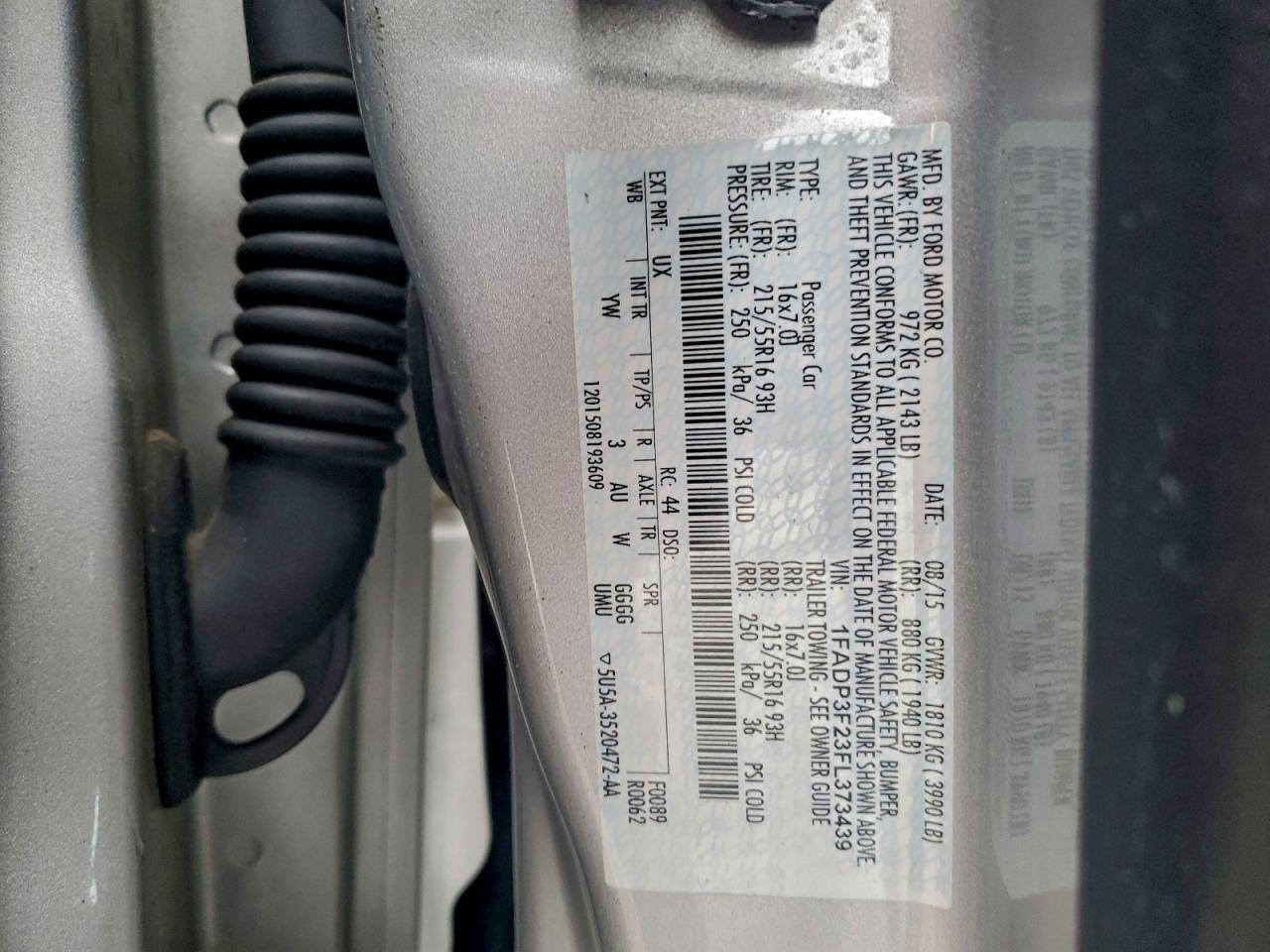 2015 FORD FOCUS SE photo 13
