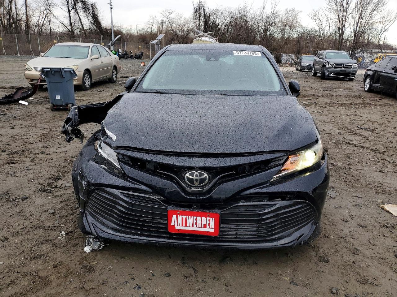 2018 TOYOTA CAMRY L photo 5