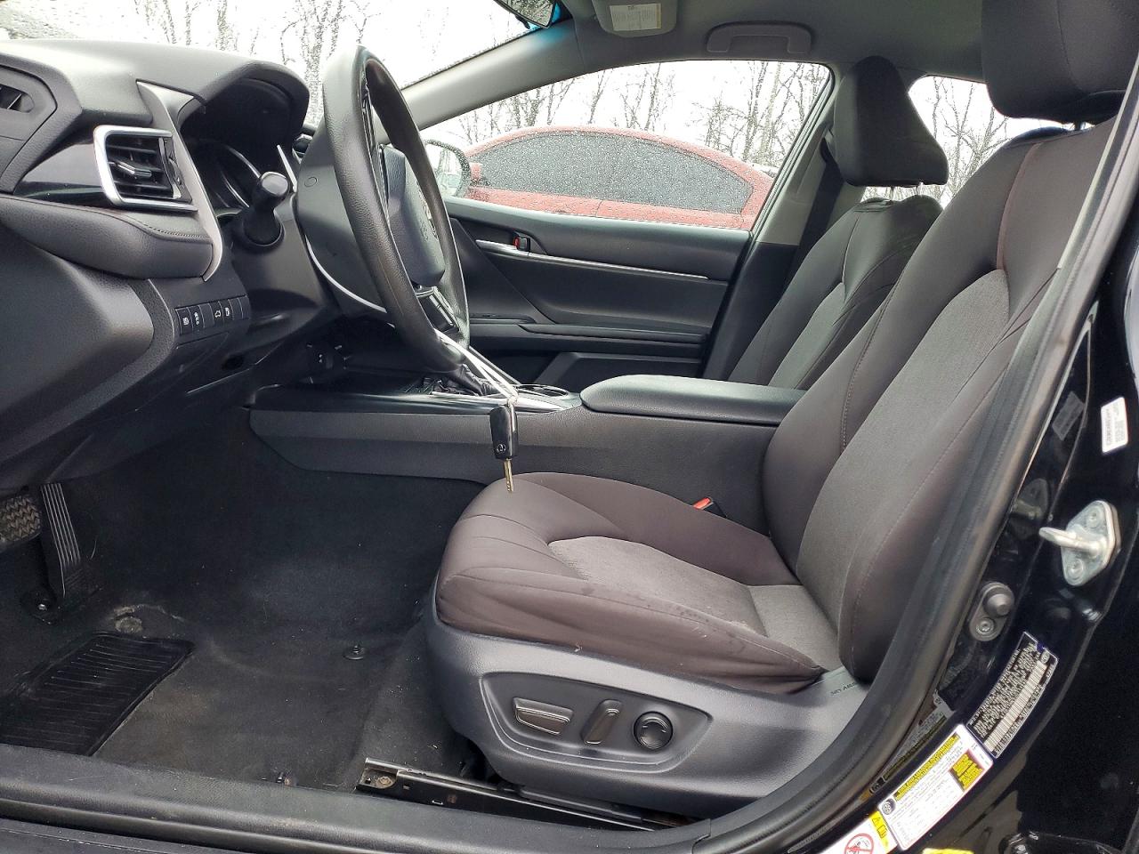2018 TOYOTA CAMRY L photo 7