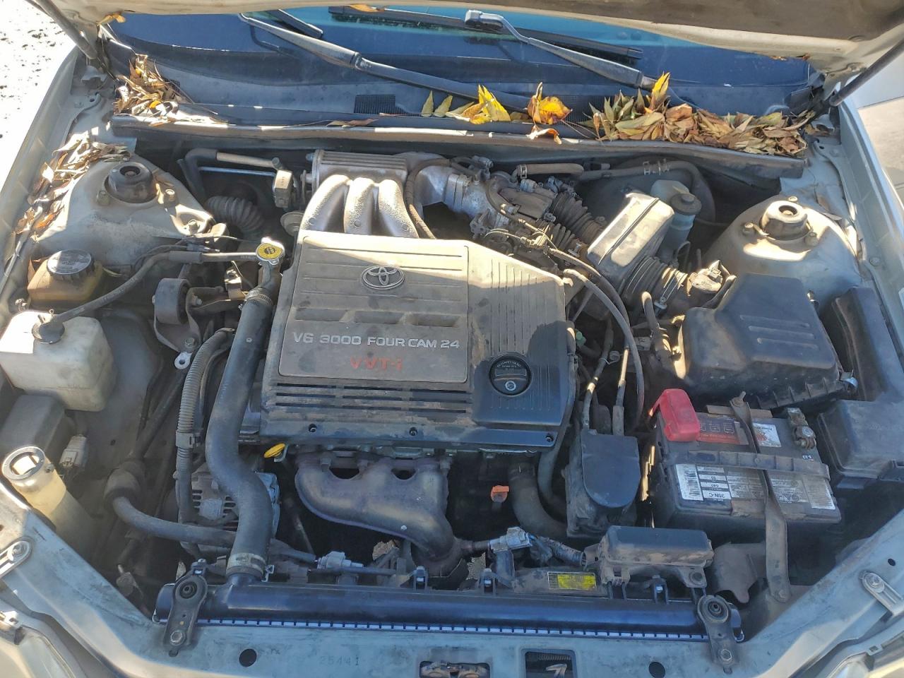 2002 TOYOTA AVALON XL photo 11