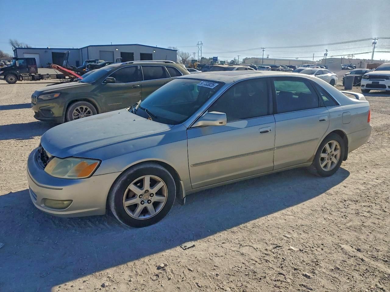 2002 TOYOTA AVALON