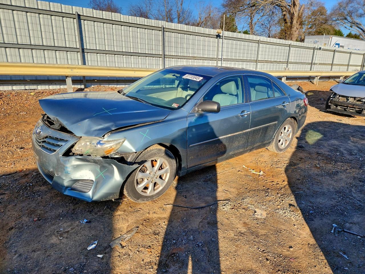 2011 TOYOTA CAMRY