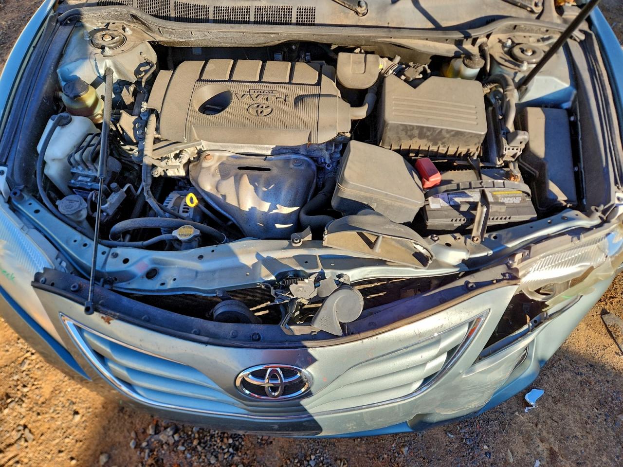 2011 TOYOTA CAMRY LE photo 21