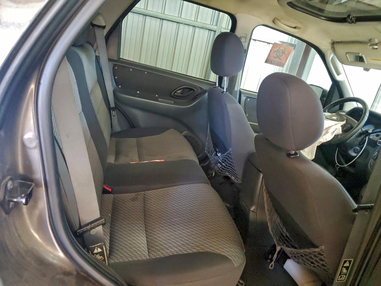 2003 FORD ESCAPE XLT photo 11