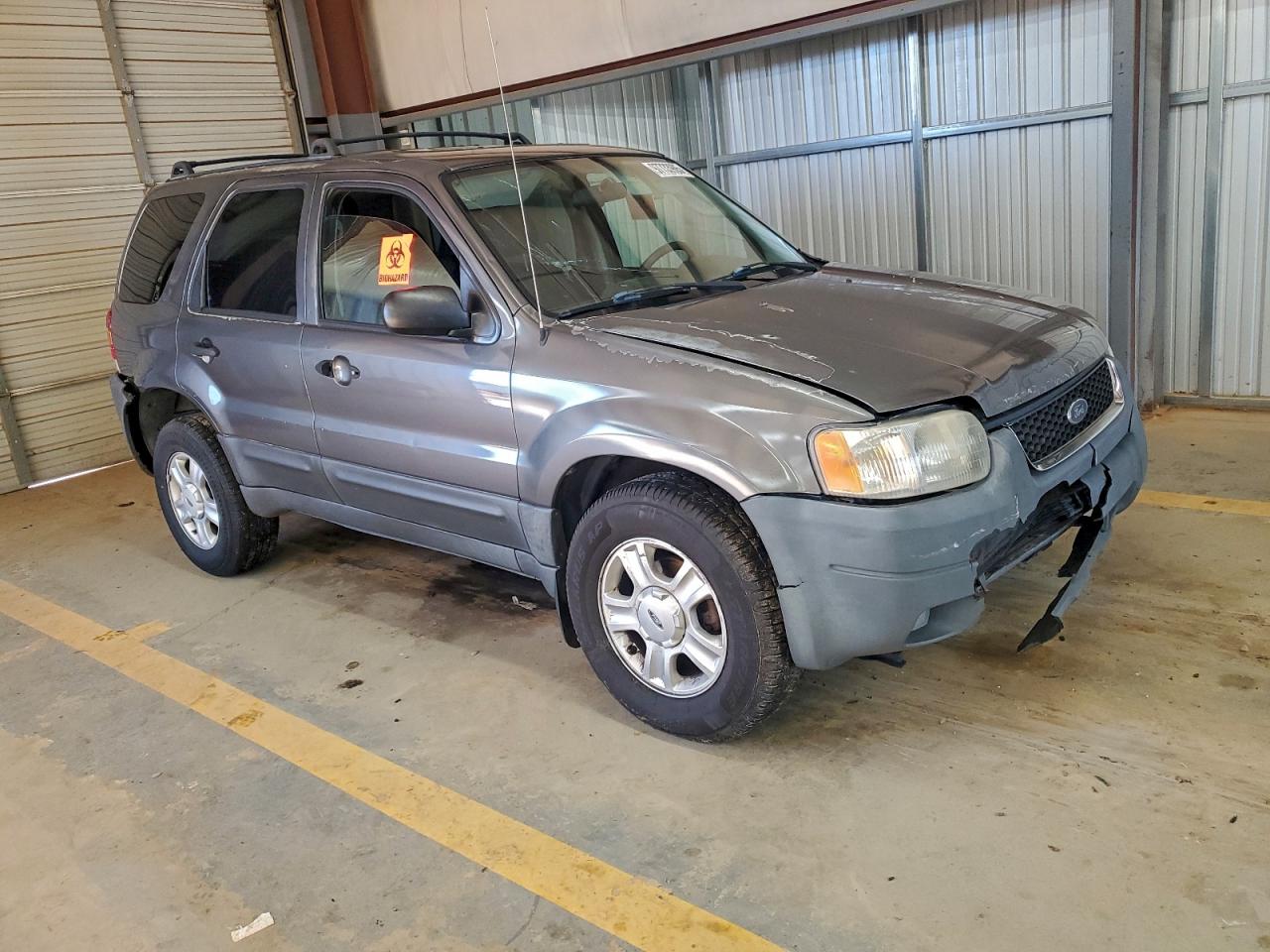 2003 FORD ESCAPE XLT photo 4