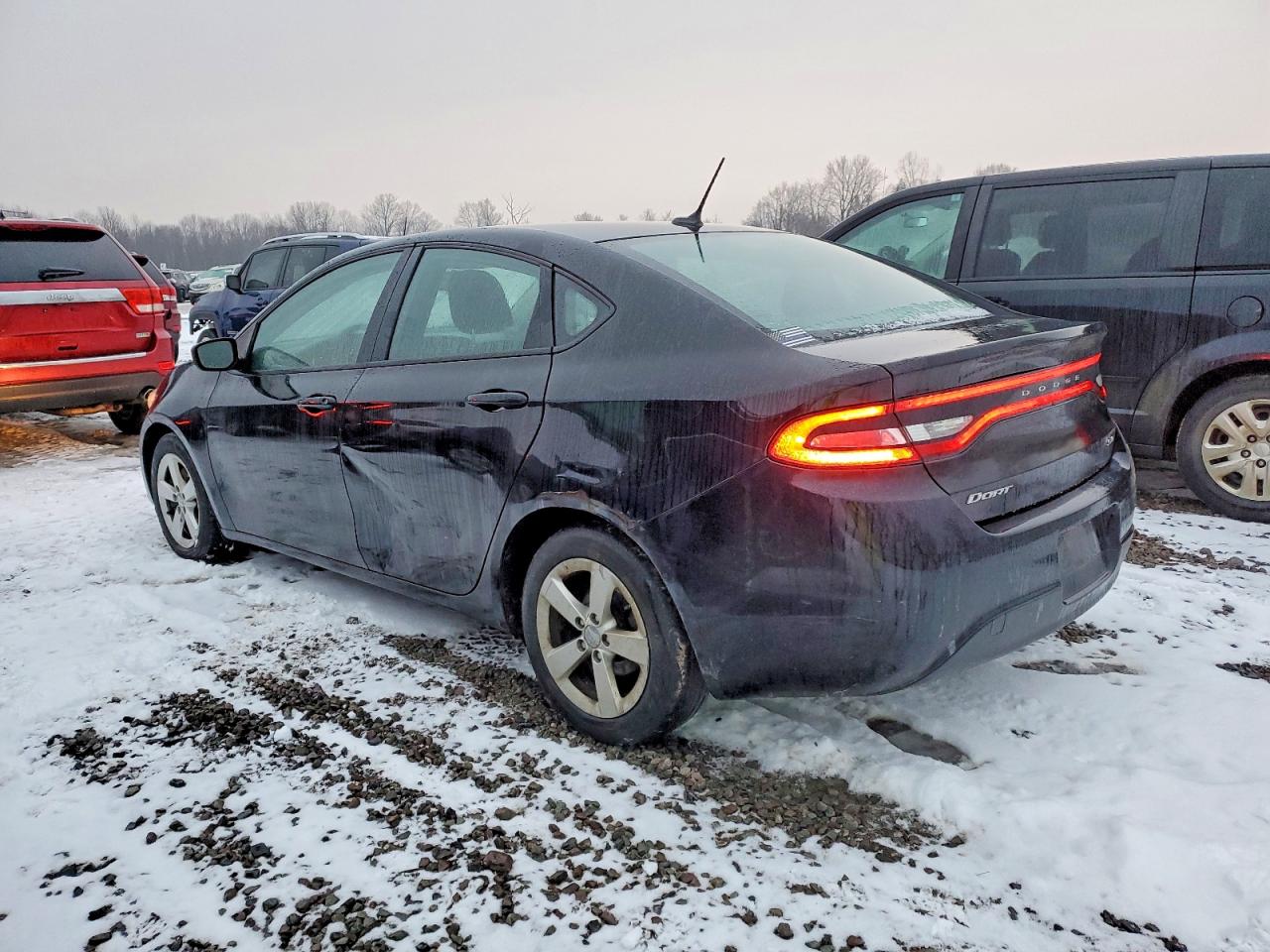2015 DODGE DART SXT photo 2