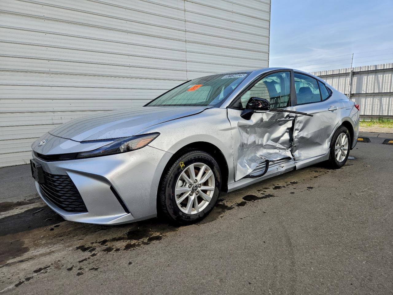 2025 TOYOTA CAMRY