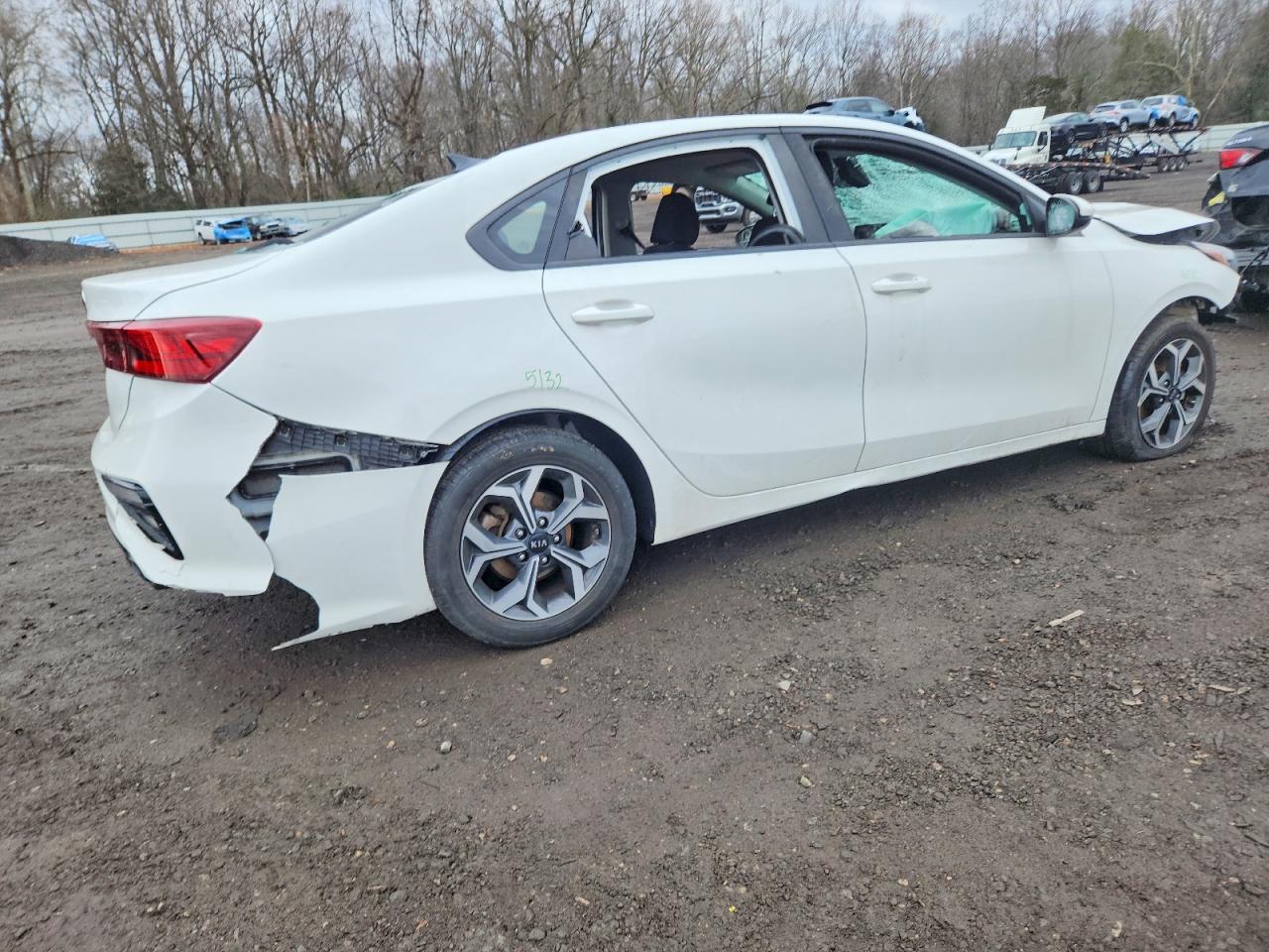 2019 KIA FORTE FE photo 3
