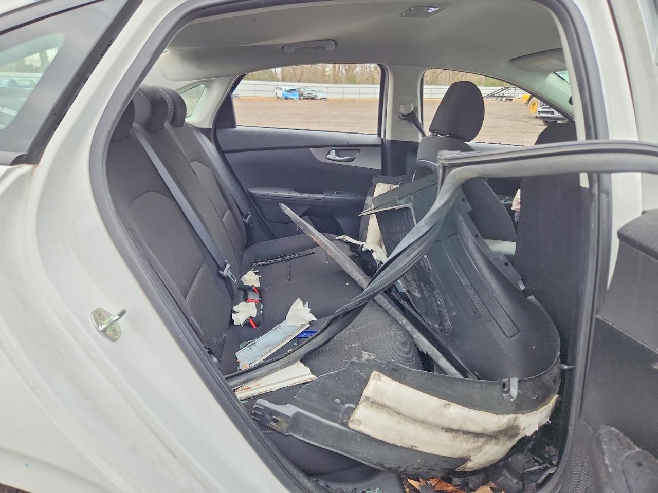 2019 KIA FORTE FE photo 10