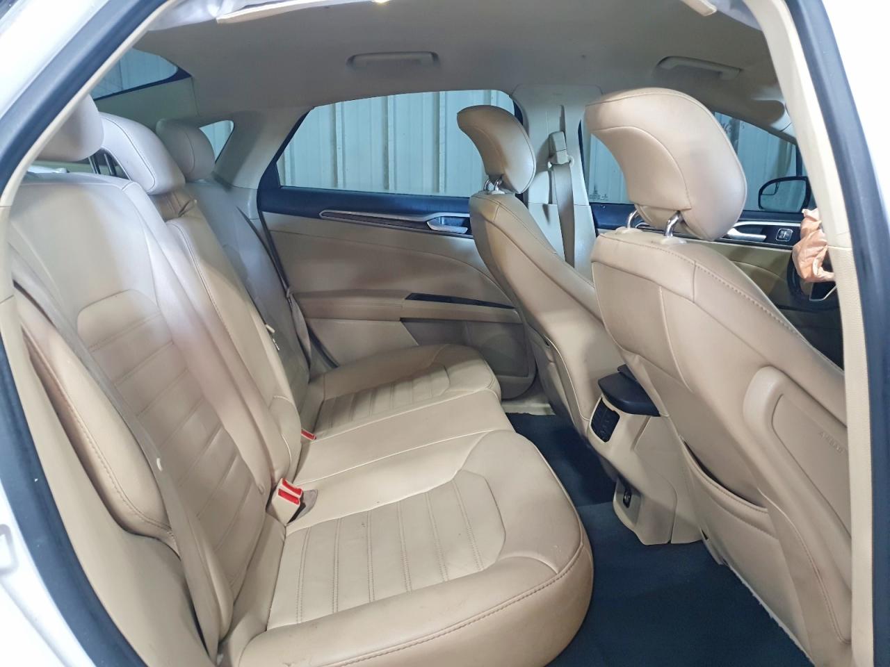 2013 FORD FUSION SE photo 10