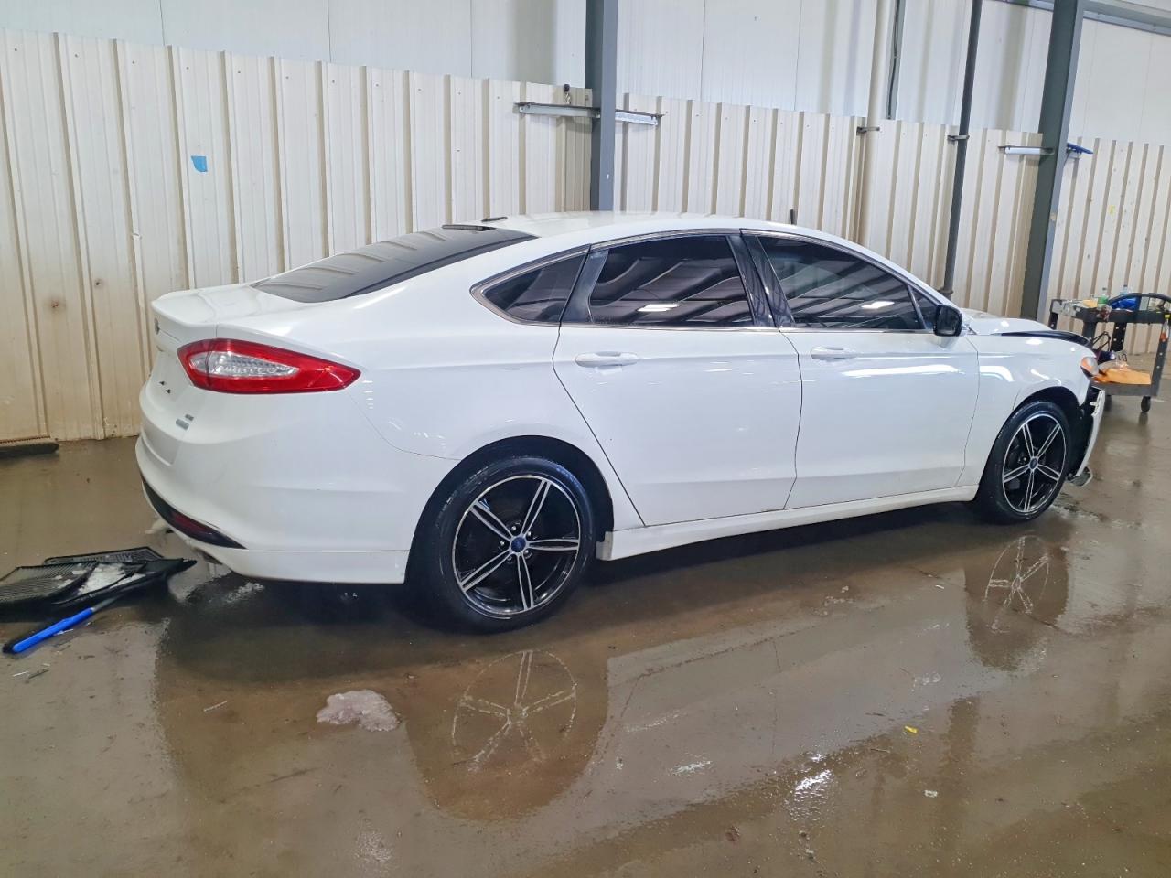 2013 FORD FUSION SE photo 3