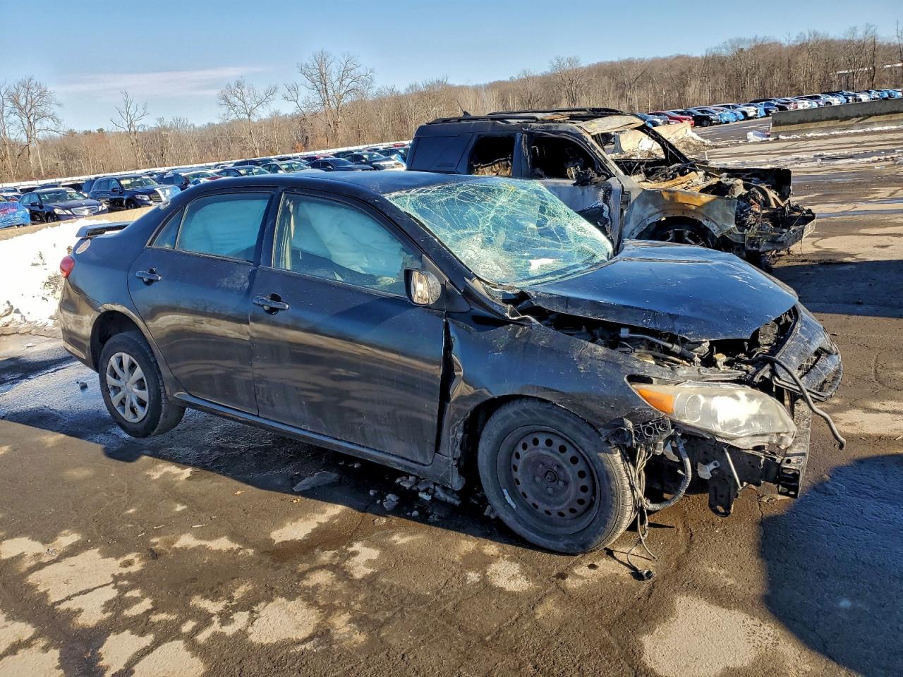 2011 TOYOTA COROLLA BASE photo 4