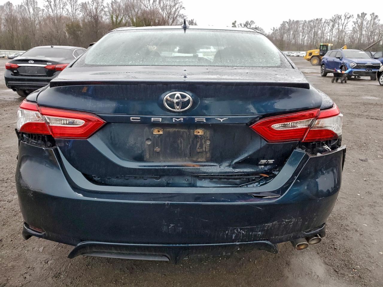 2019 TOYOTA CAMRY L photo 6