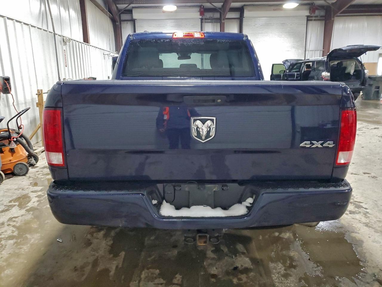 2017 RAM 1500 ST photo 6
