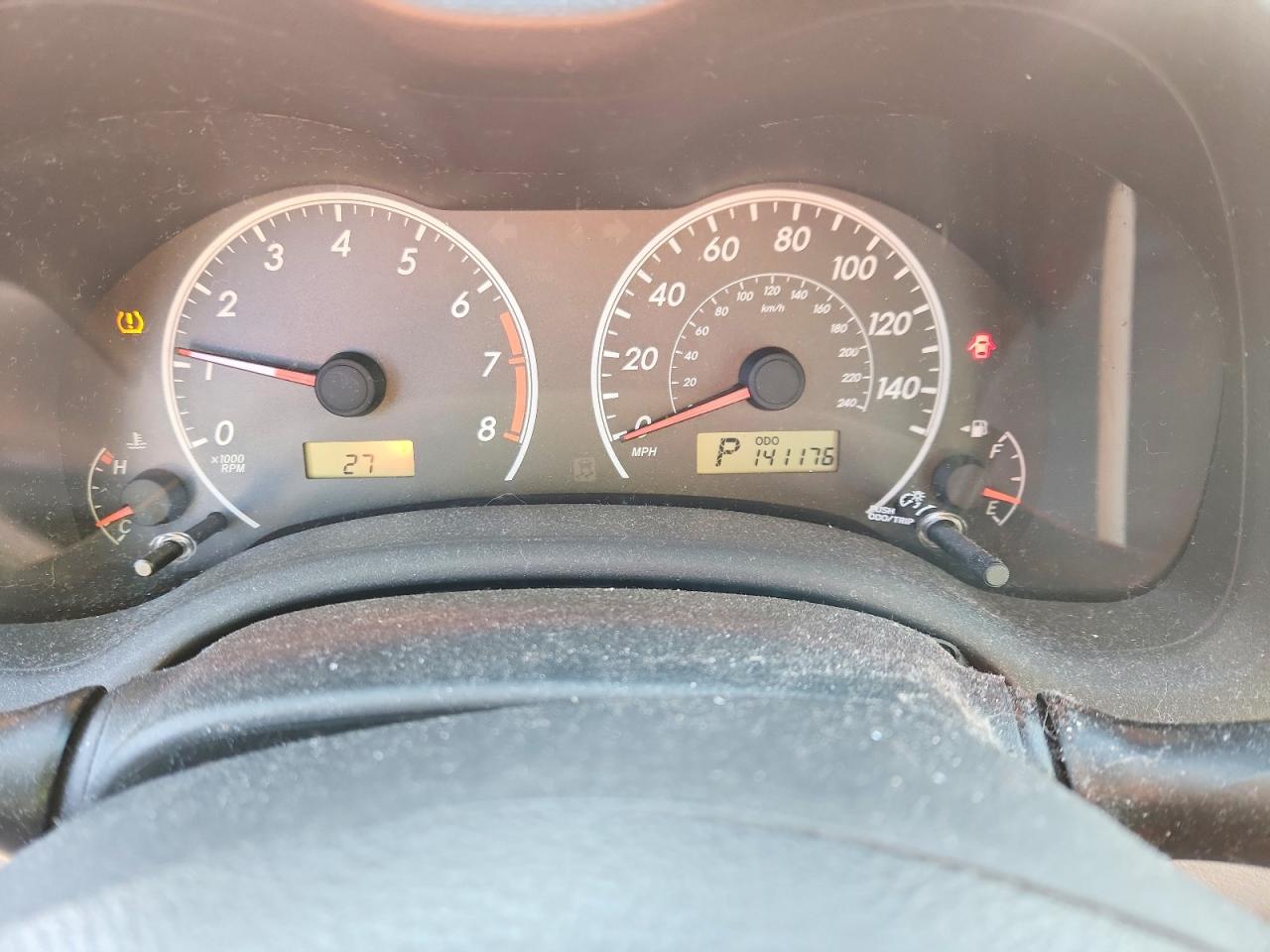 2011 TOYOTA COROLLA BASE photo 17