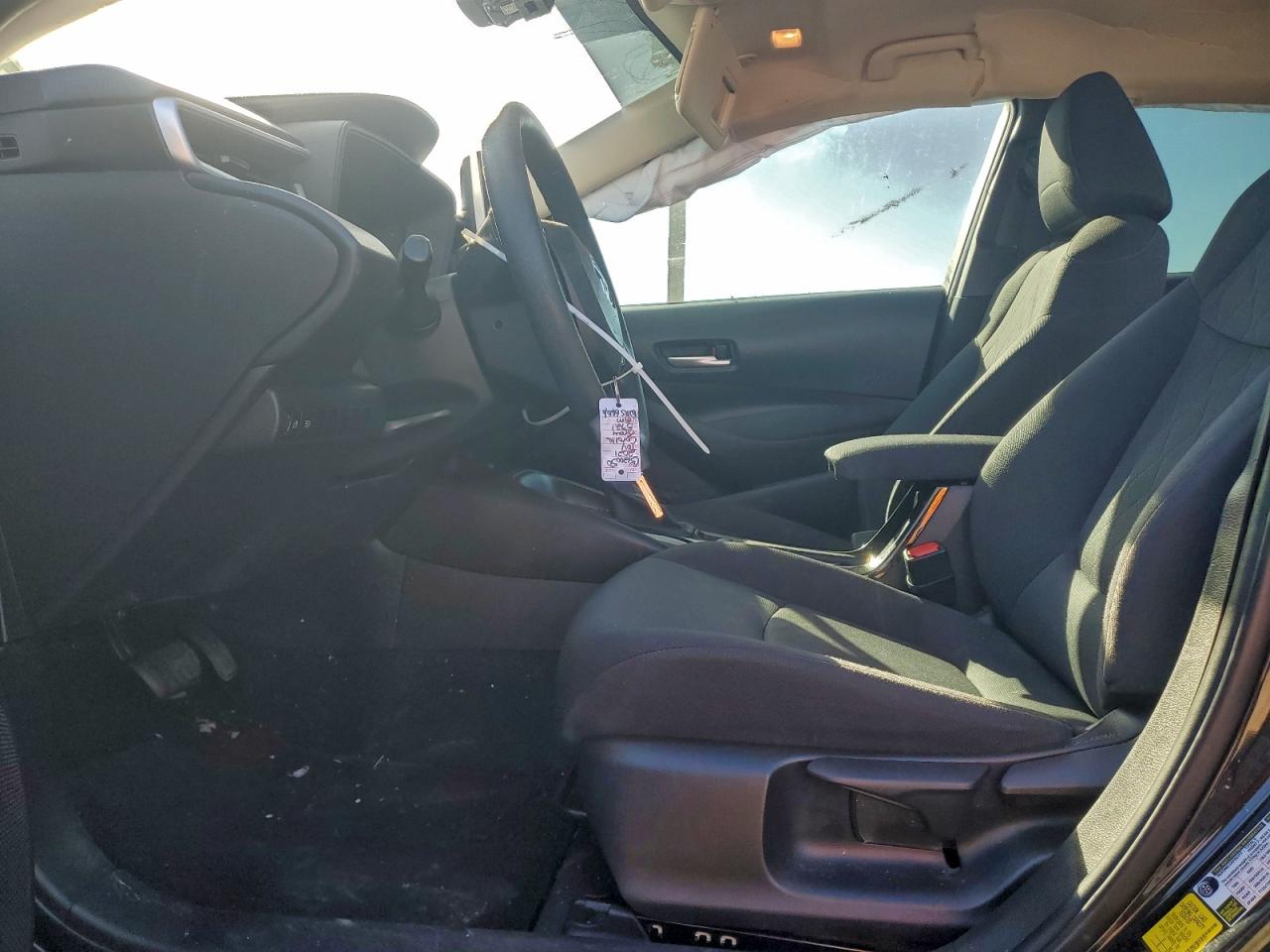 2021 TOYOTA COROLLA LE photo 7