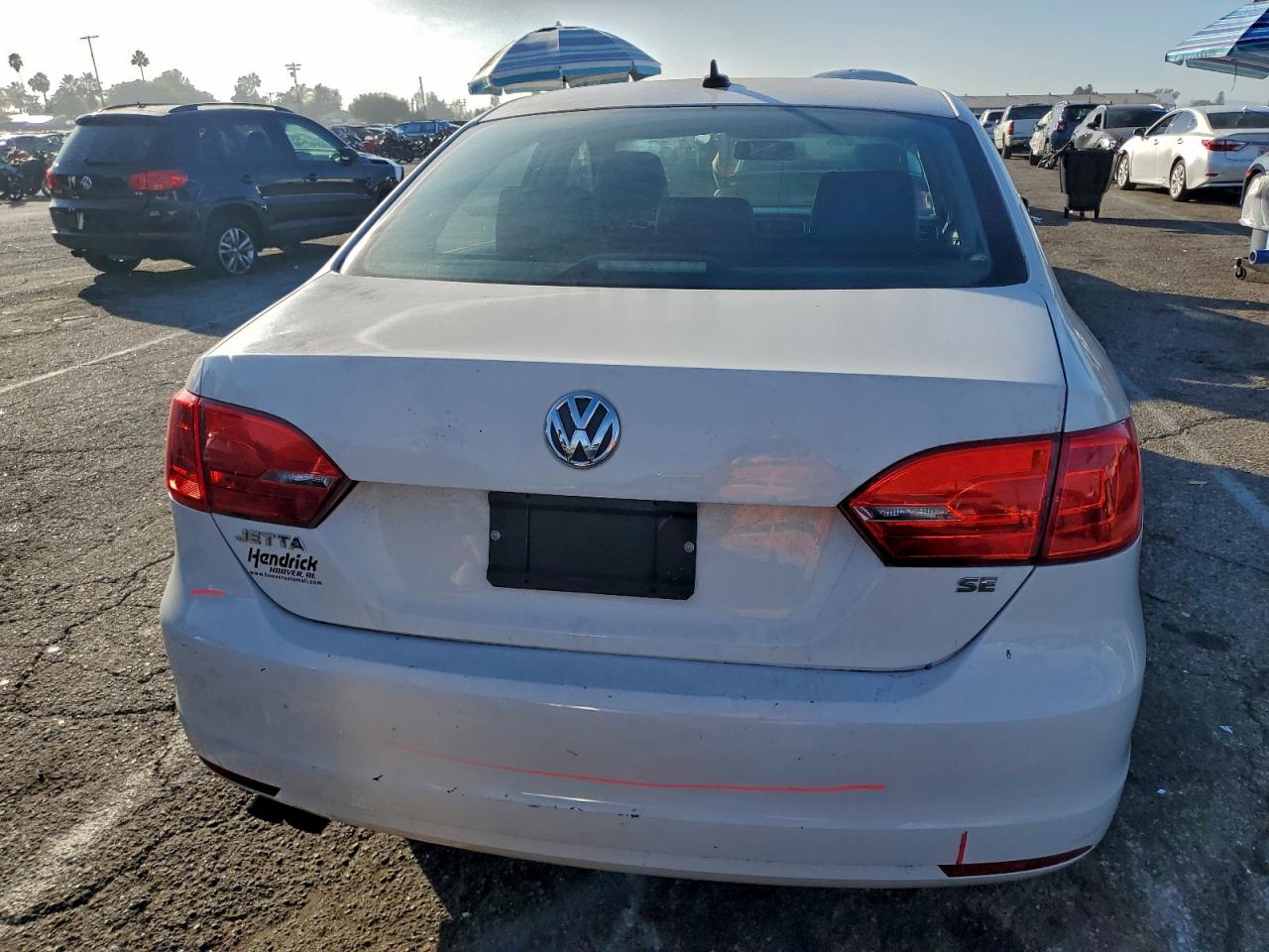 2014 VOLKSWAGEN JETTA SE photo 11