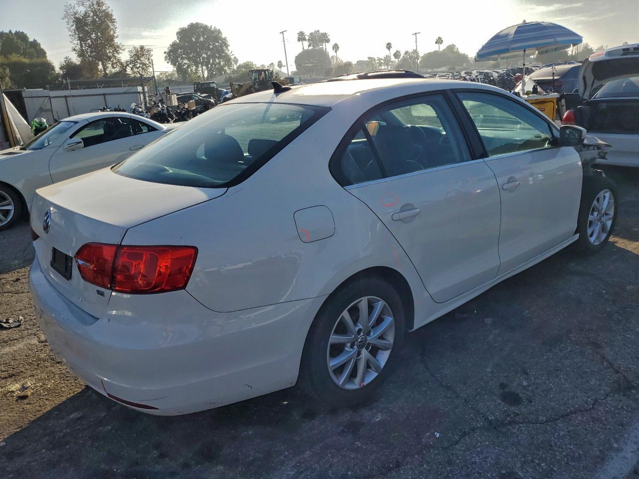 2014 VOLKSWAGEN JETTA SE photo 5