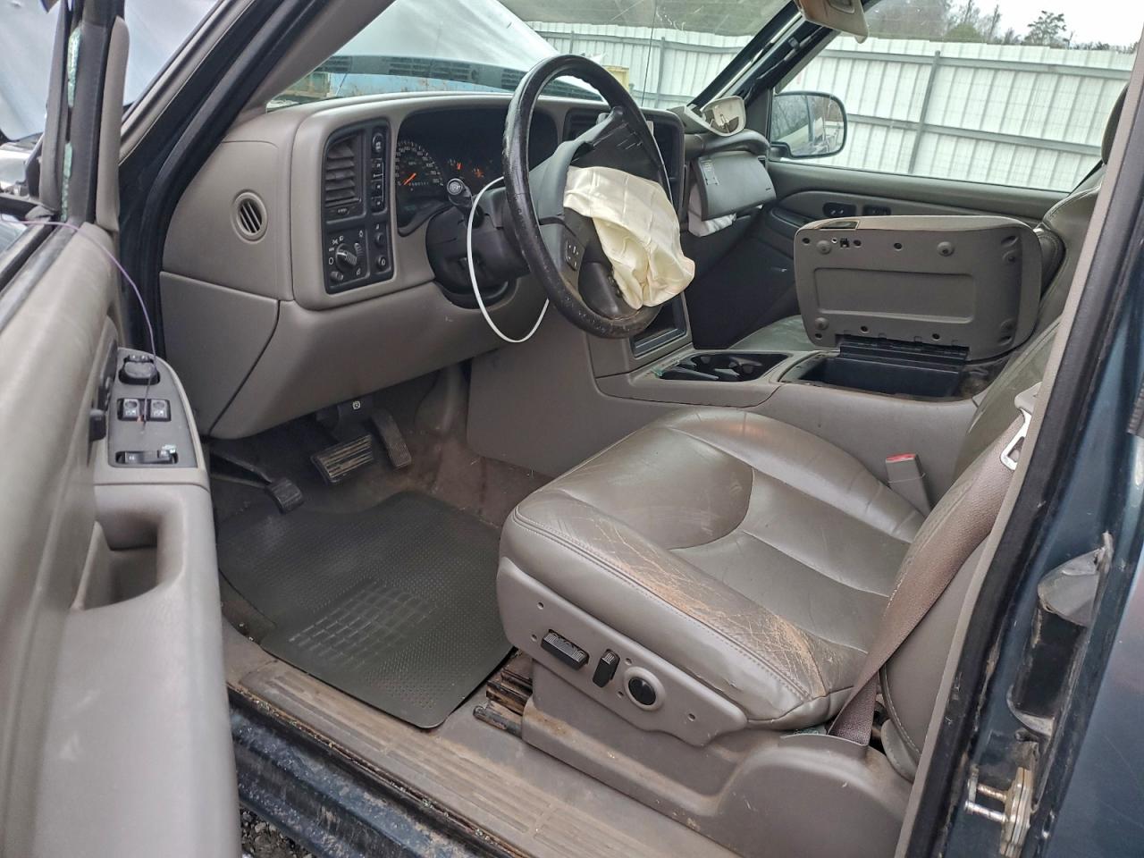2006 CHEVROLET SILVERADO K1500 photo 8