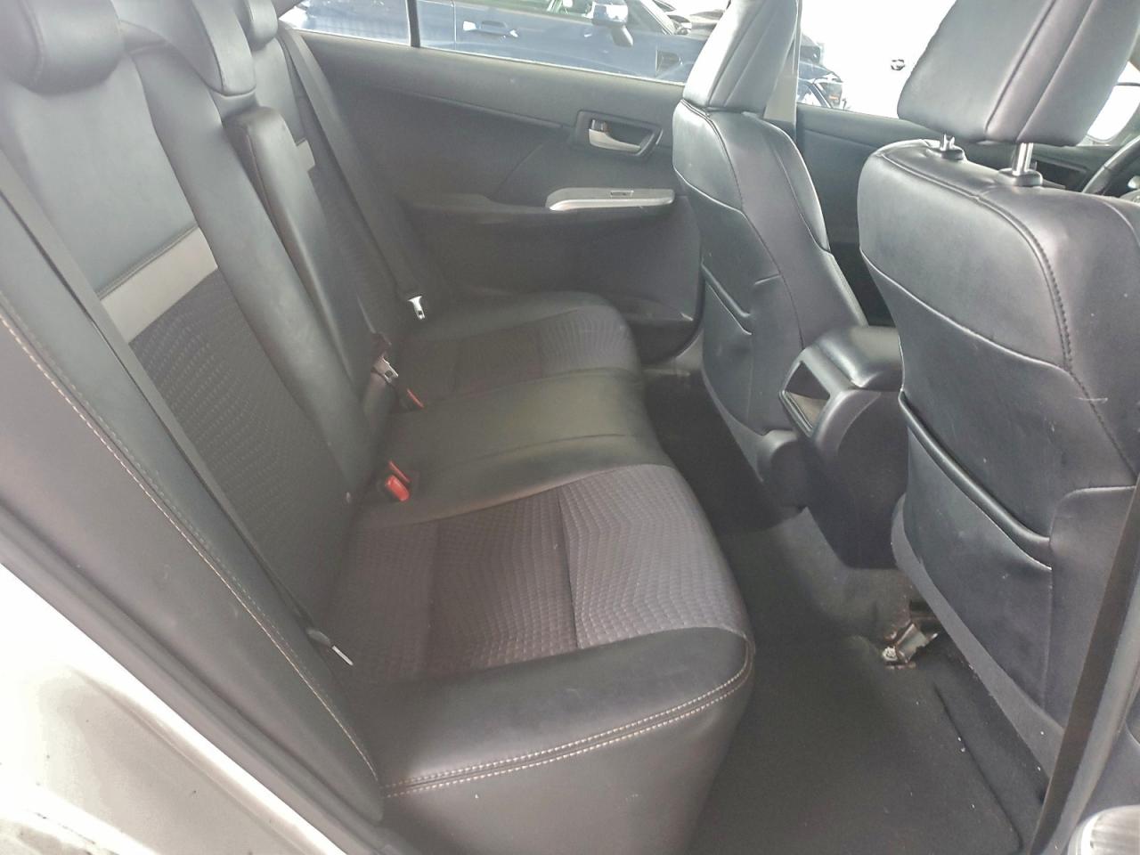 2013 TOYOTA CAMRY L photo 10