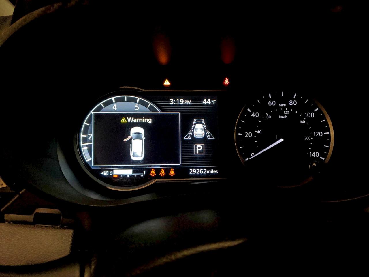 2024 NISSAN VERSA SR photo 9