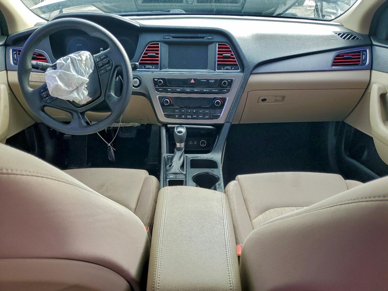 2017 HYUNDAI SONATA HYBRID photo 8