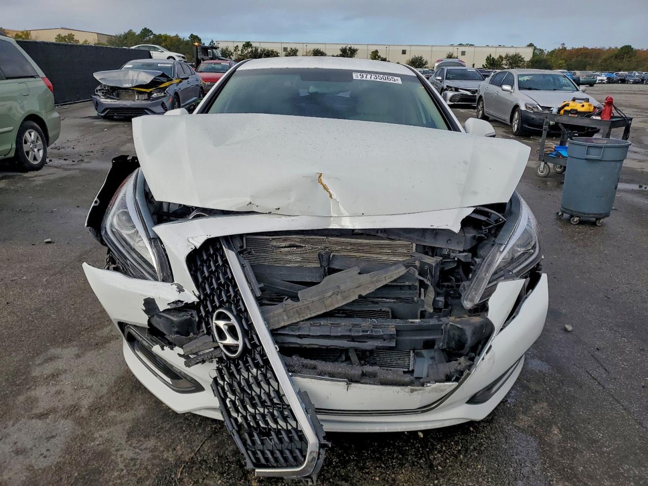 2017 HYUNDAI SONATA HYBRID photo 5