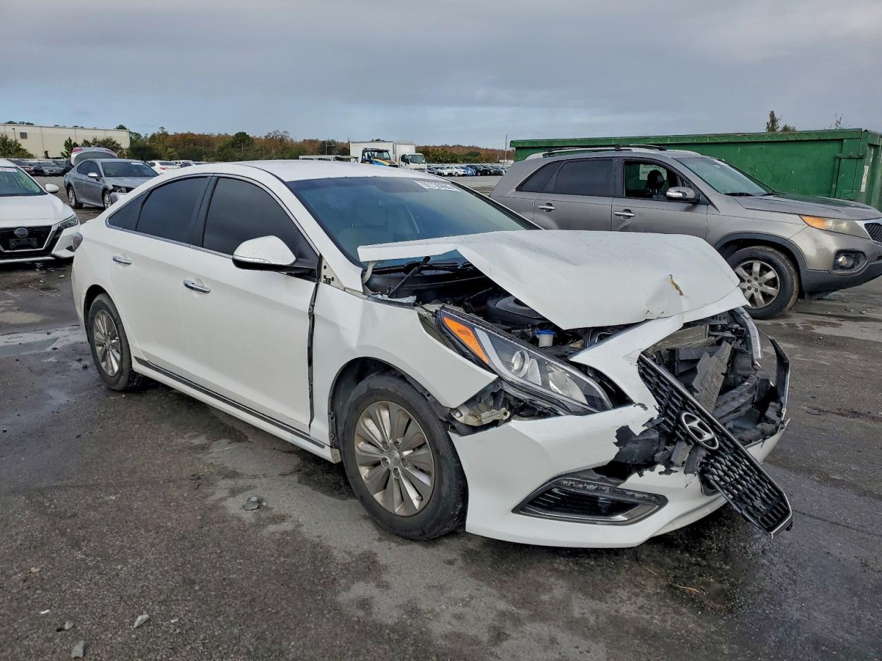 2017 HYUNDAI SONATA HYBRID photo 4