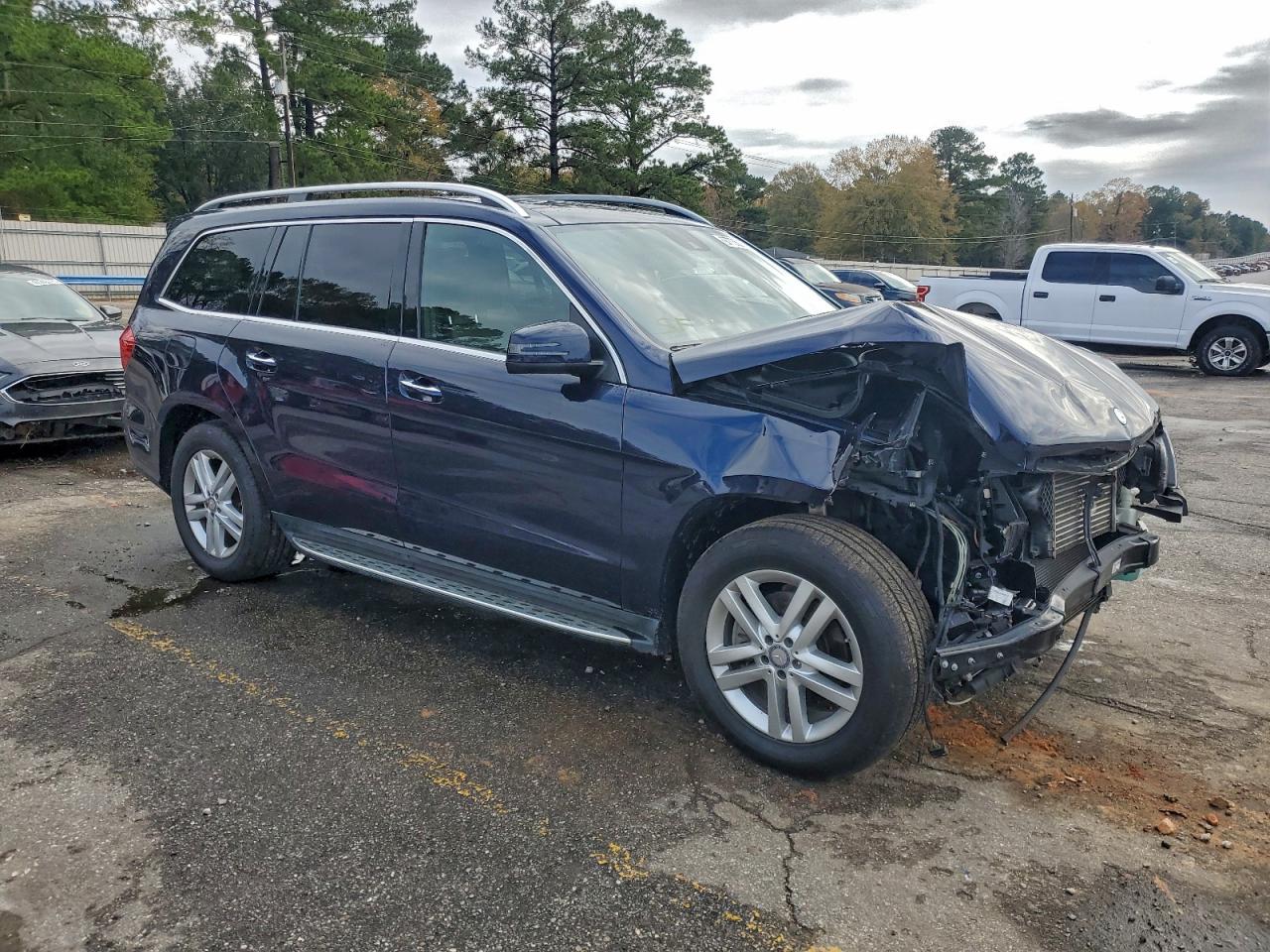 2015 MERCEDES-BENZ GL 350 BLUETEC photo 4