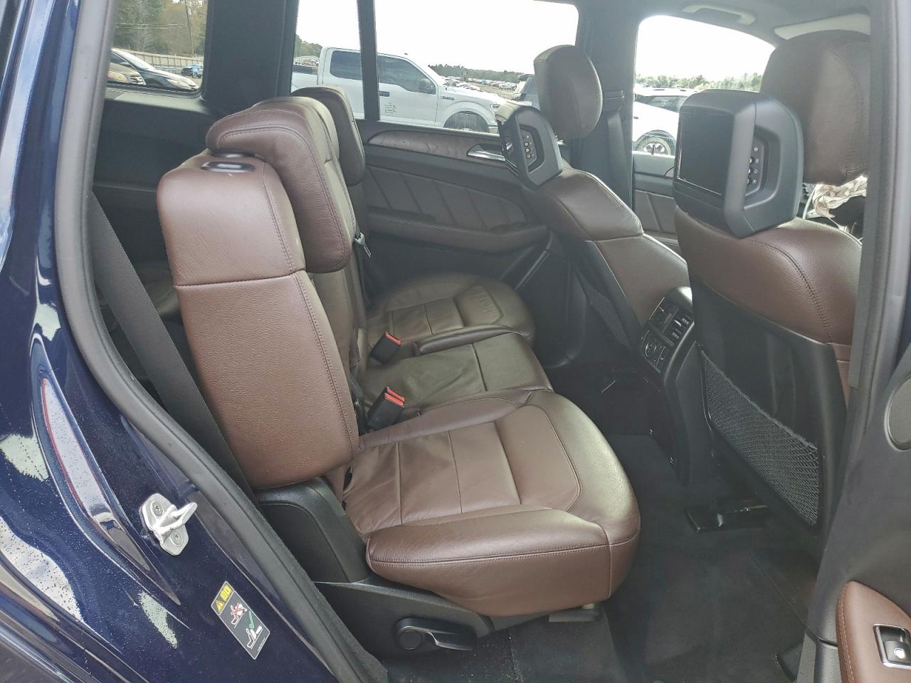2015 MERCEDES-BENZ GL 350 BLUETEC photo 11