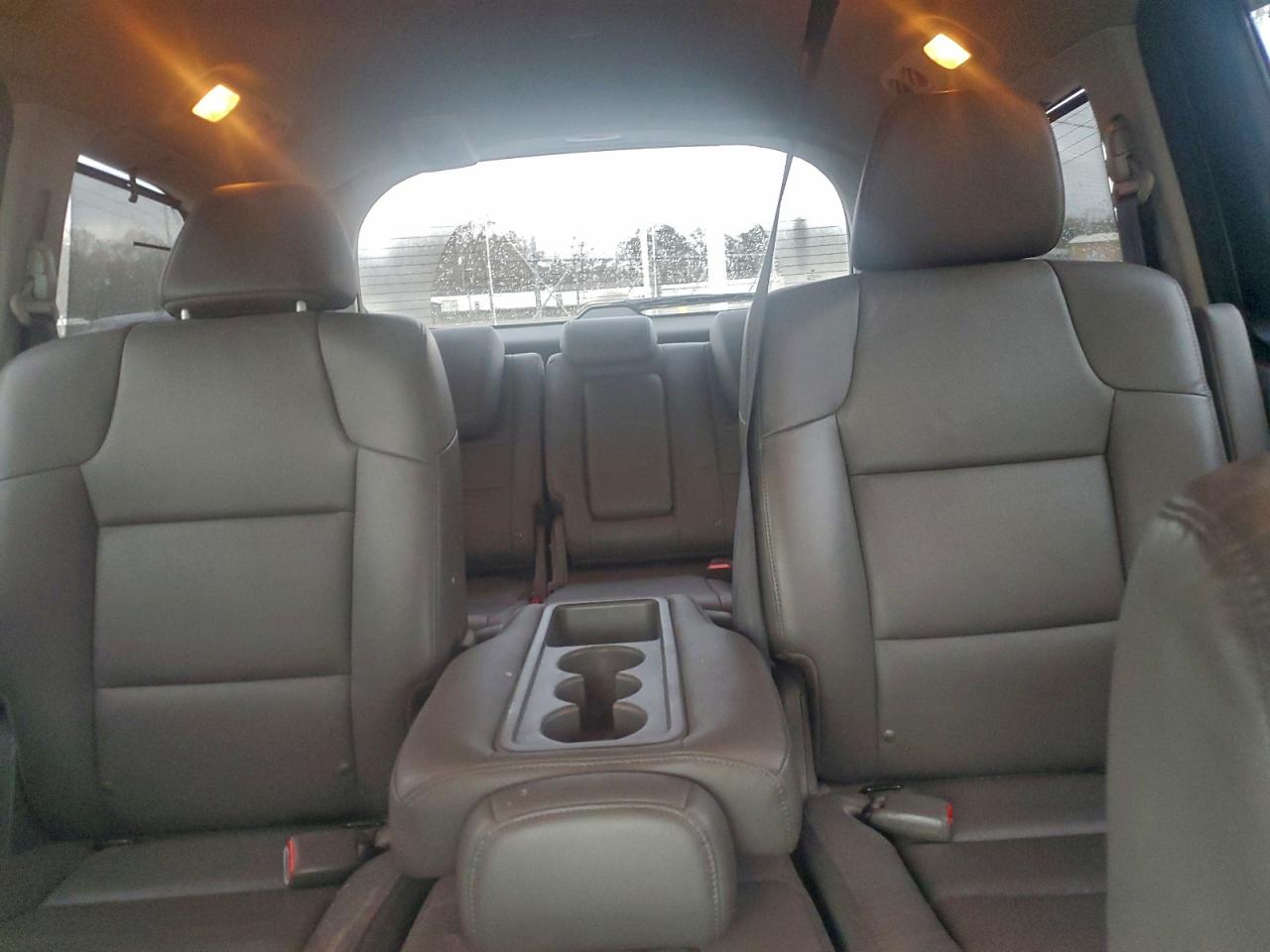 2014 HONDA ODYSSEY TOURING photo 10