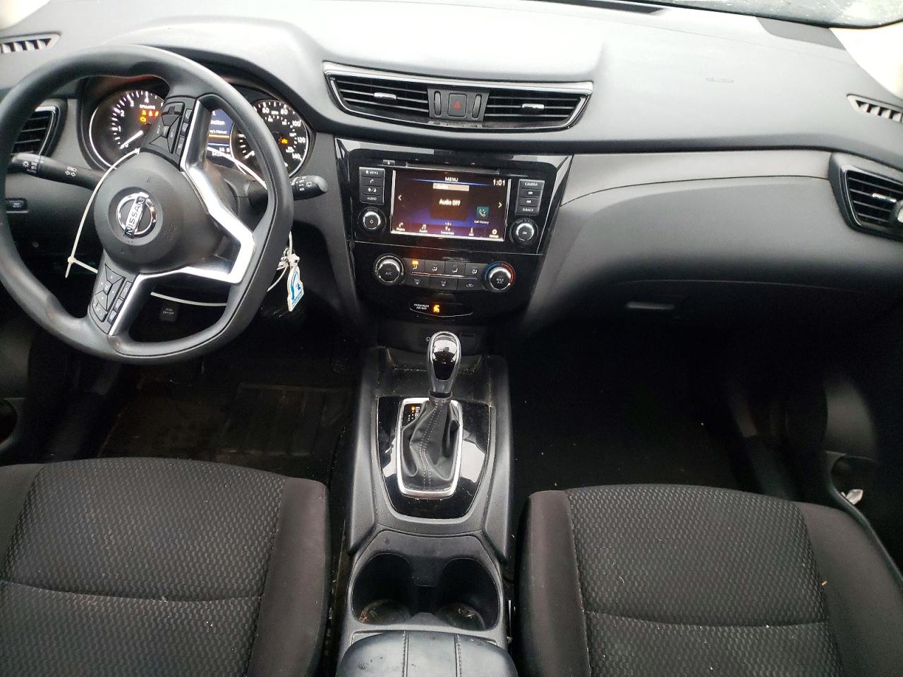 2020 NISSAN ROGUE SPORT S photo 8