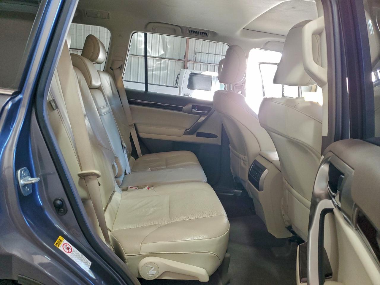 2019 LEXUS GX 460 photo 11