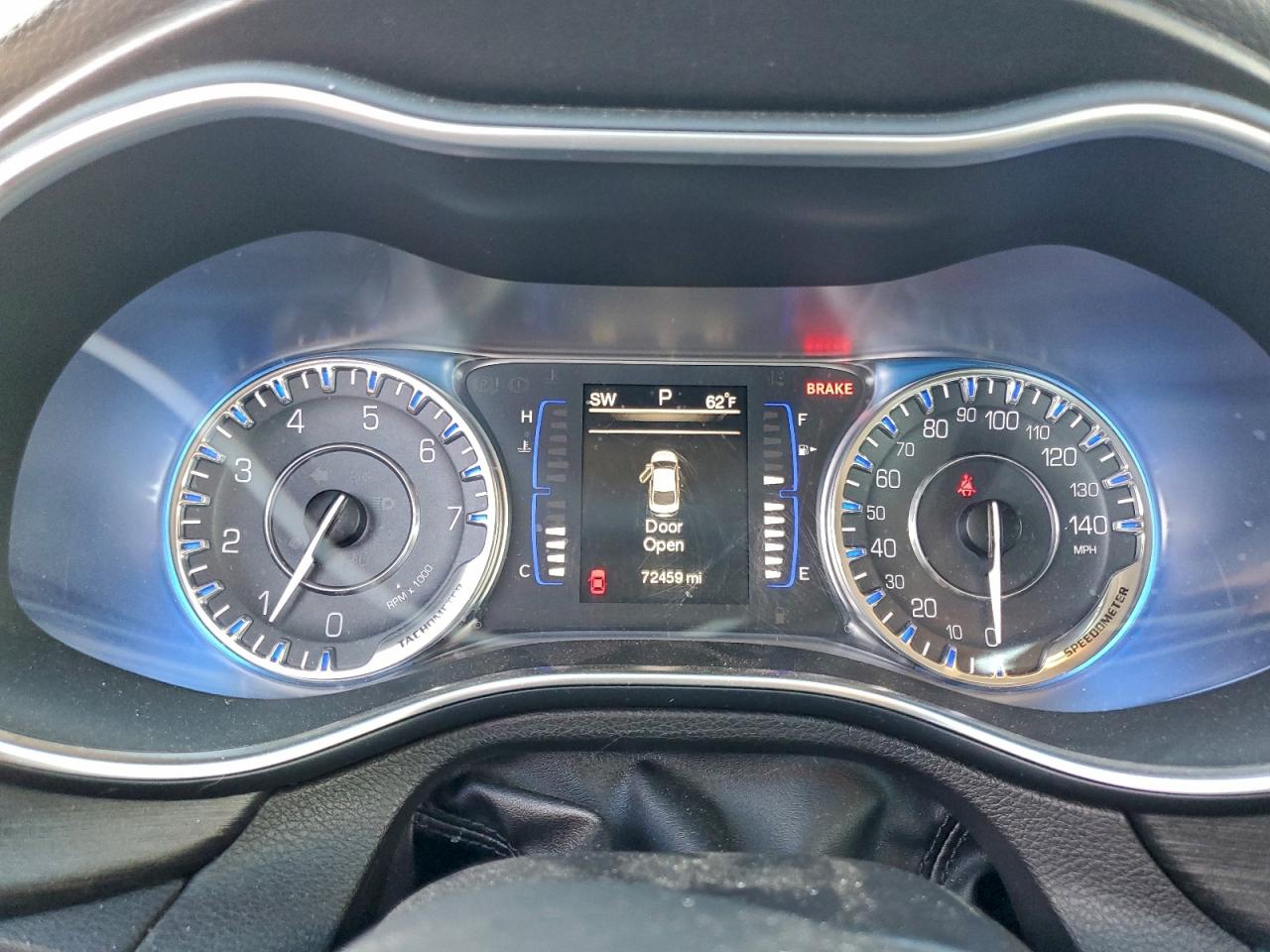 2015 CHRYSLER 200 LIMITED photo 25