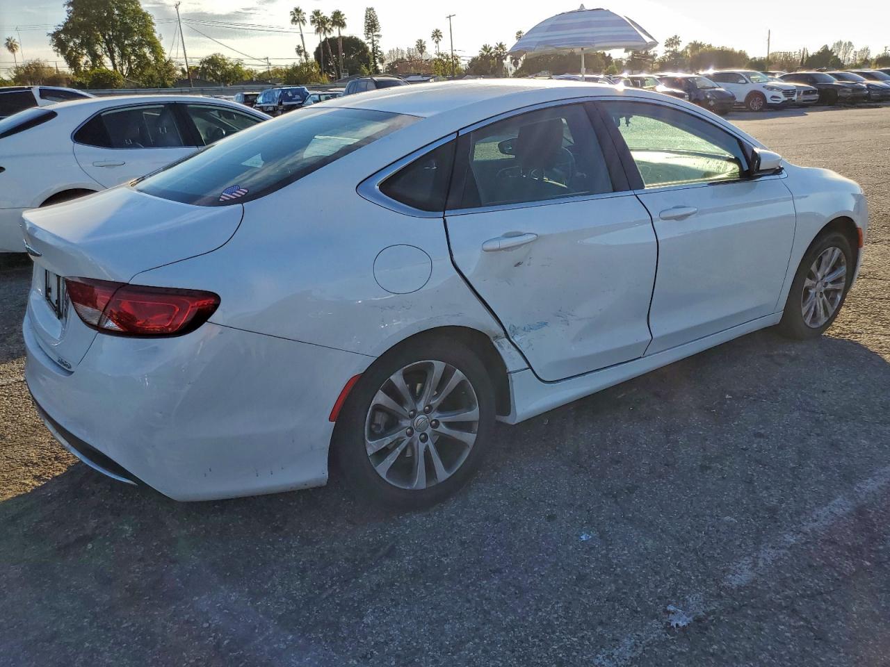 2015 CHRYSLER 200 LIMITED photo 7